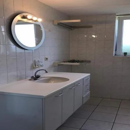 Comfortable 6-person