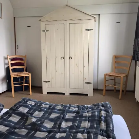 Comfortable 6-person בית נופש