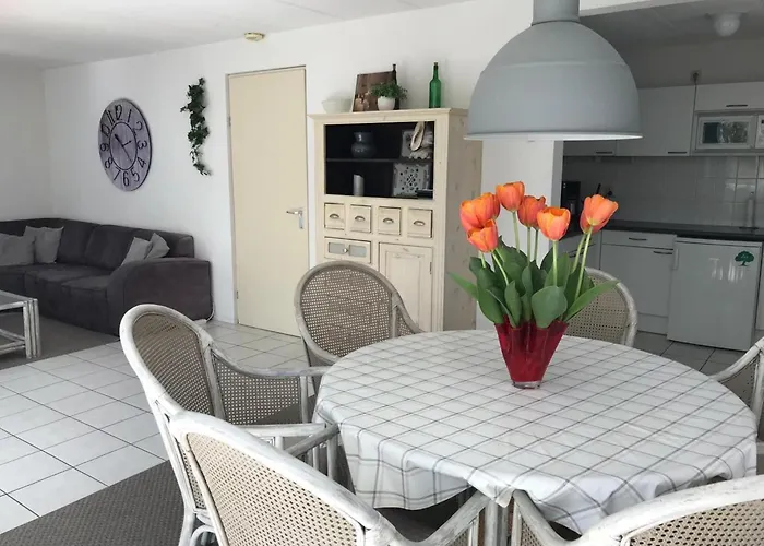 Comfortable 6-person Feriehus