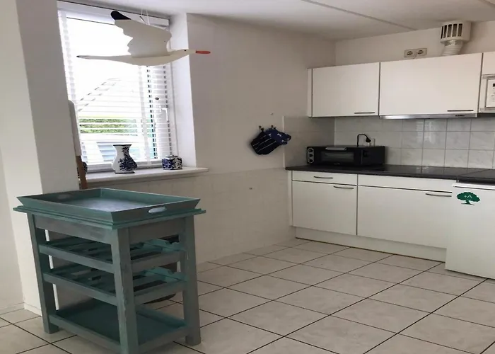 Feriehus Comfortable 6-person Sint Maartensvlotbrug