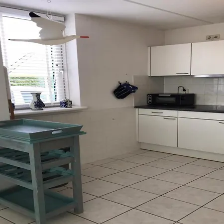 Сasa de vacaciones Comfortable 6-person Sint Maartensvlotbrug