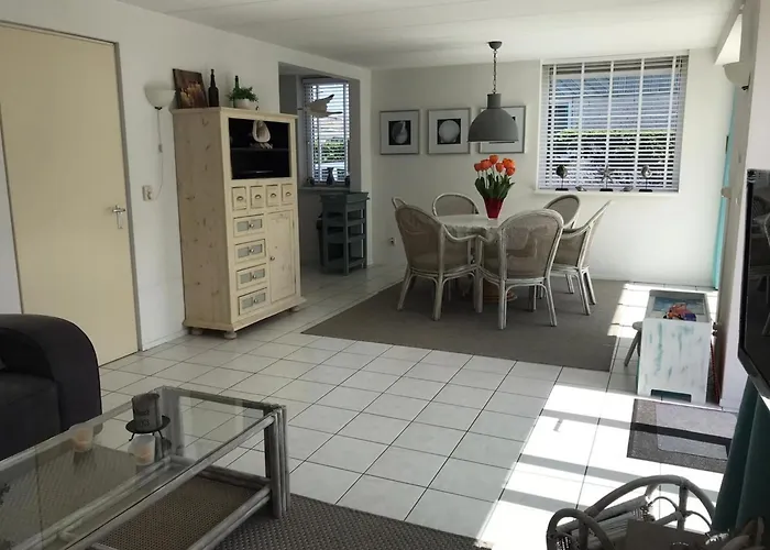 Semesterbostad Comfortable 6-person